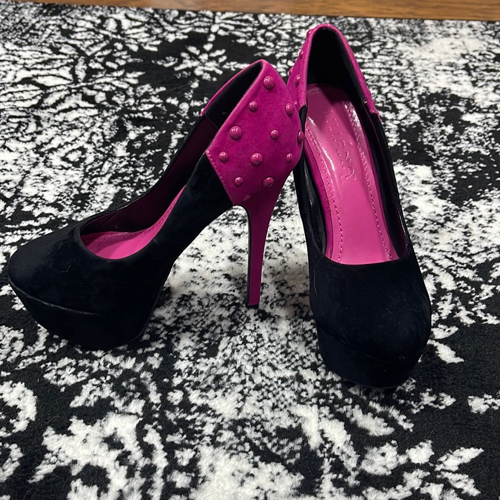 New without the box Liliana heels. Pink and black with studs. Size 7.5